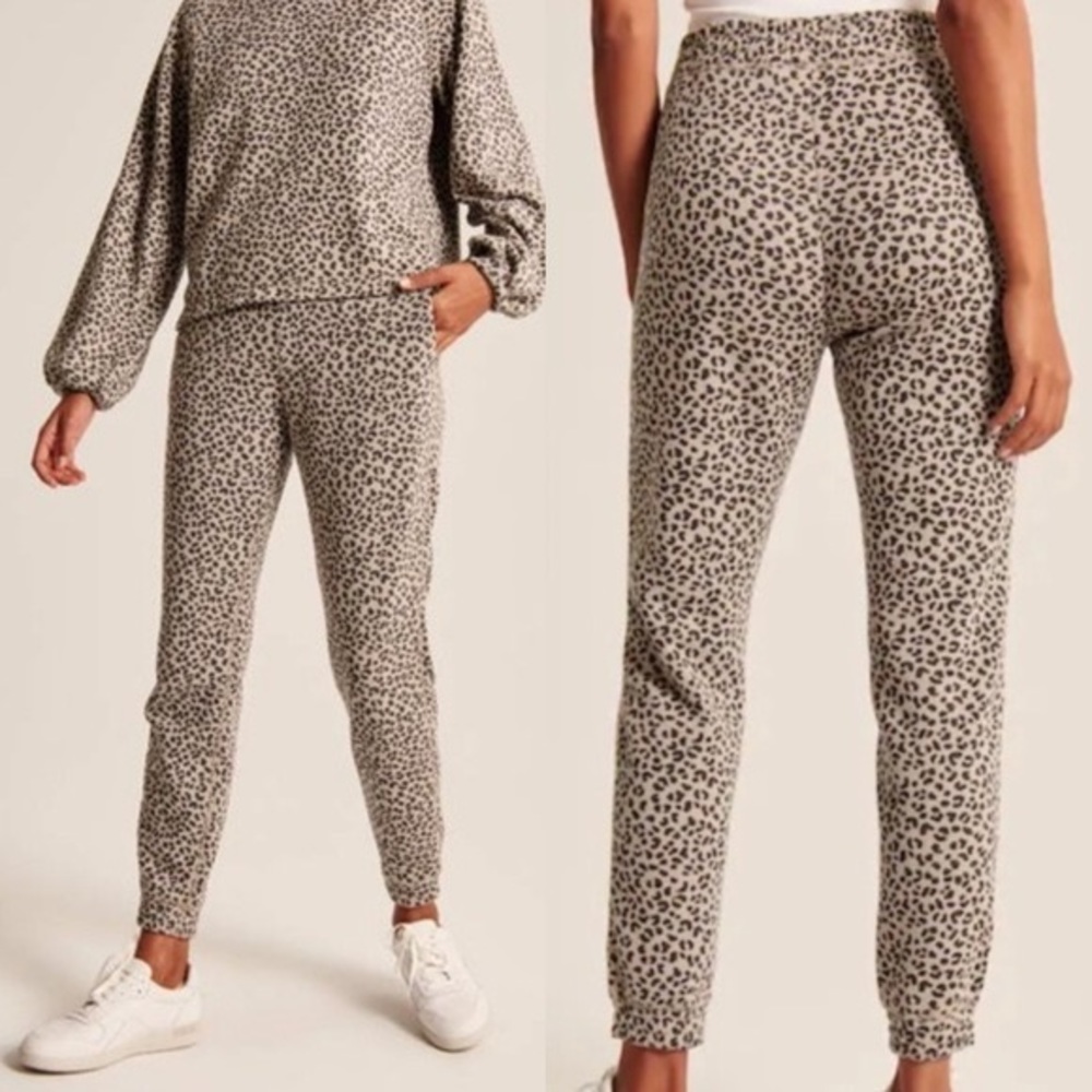 Abercrombie & Fitch Lounge Set